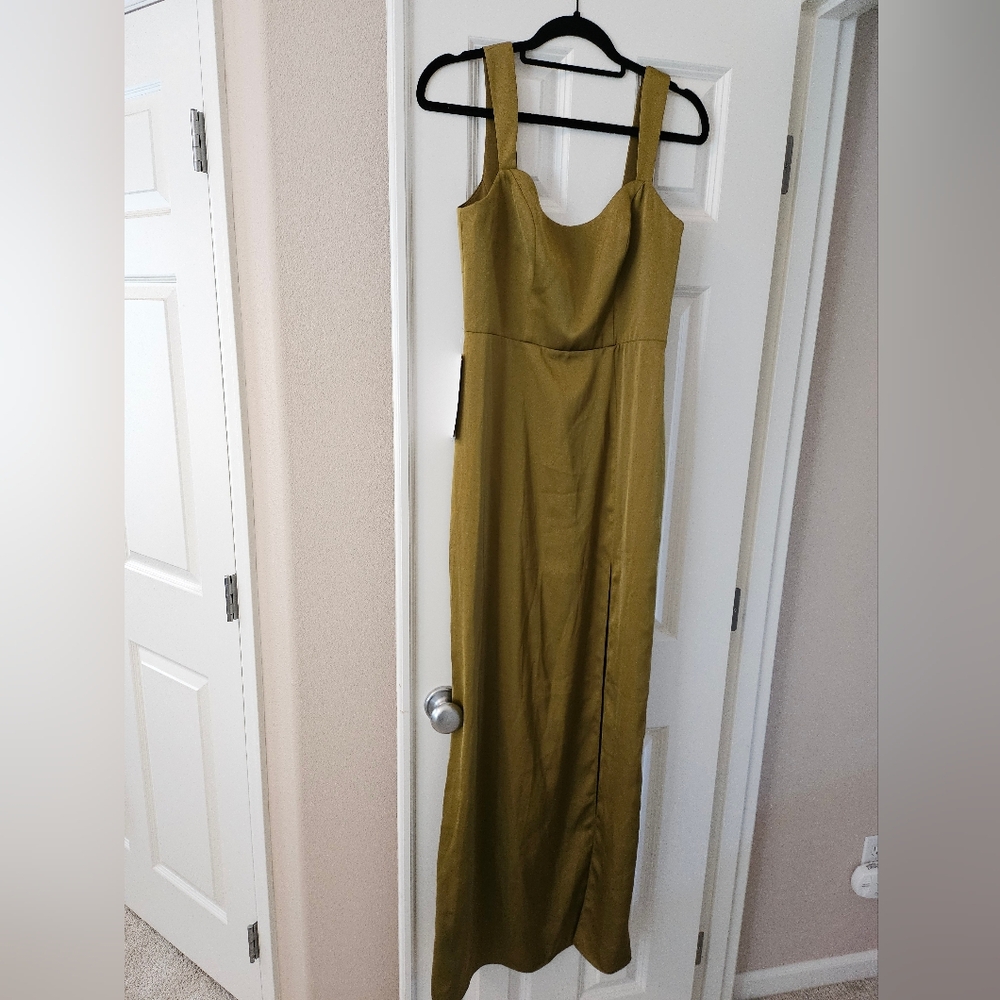 Elegant Olive Maxi Dress